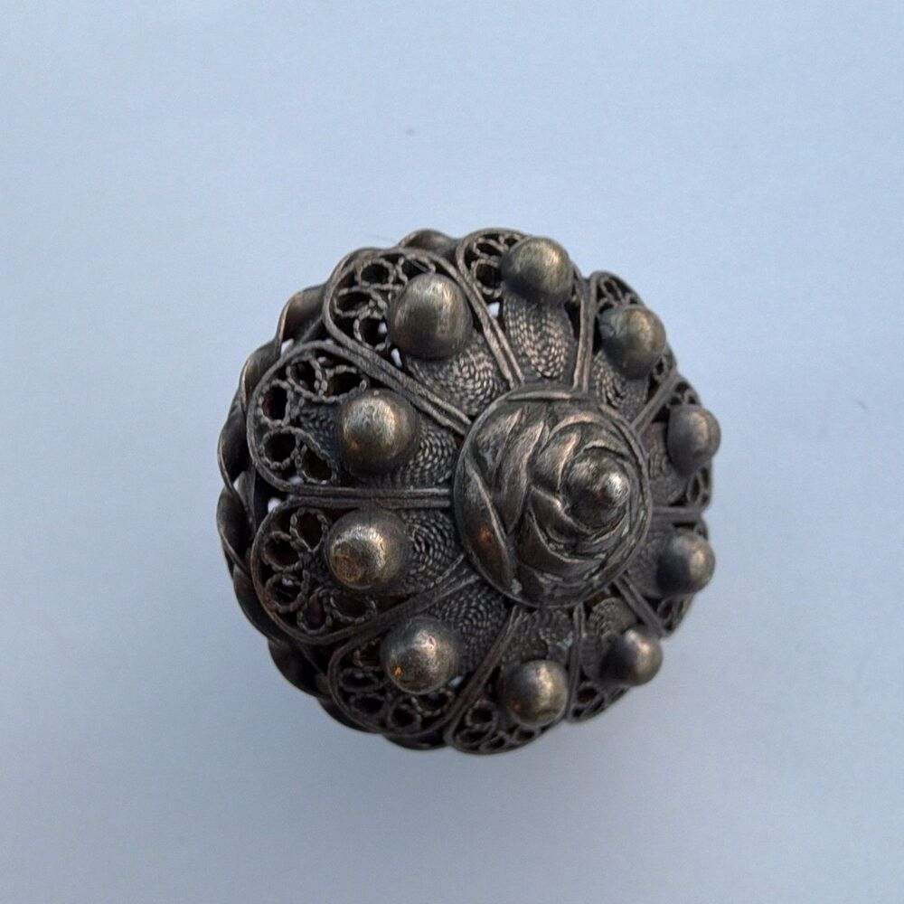 Antique filigree silver pomander bead with inset red glass stones - Picture 4 of 6